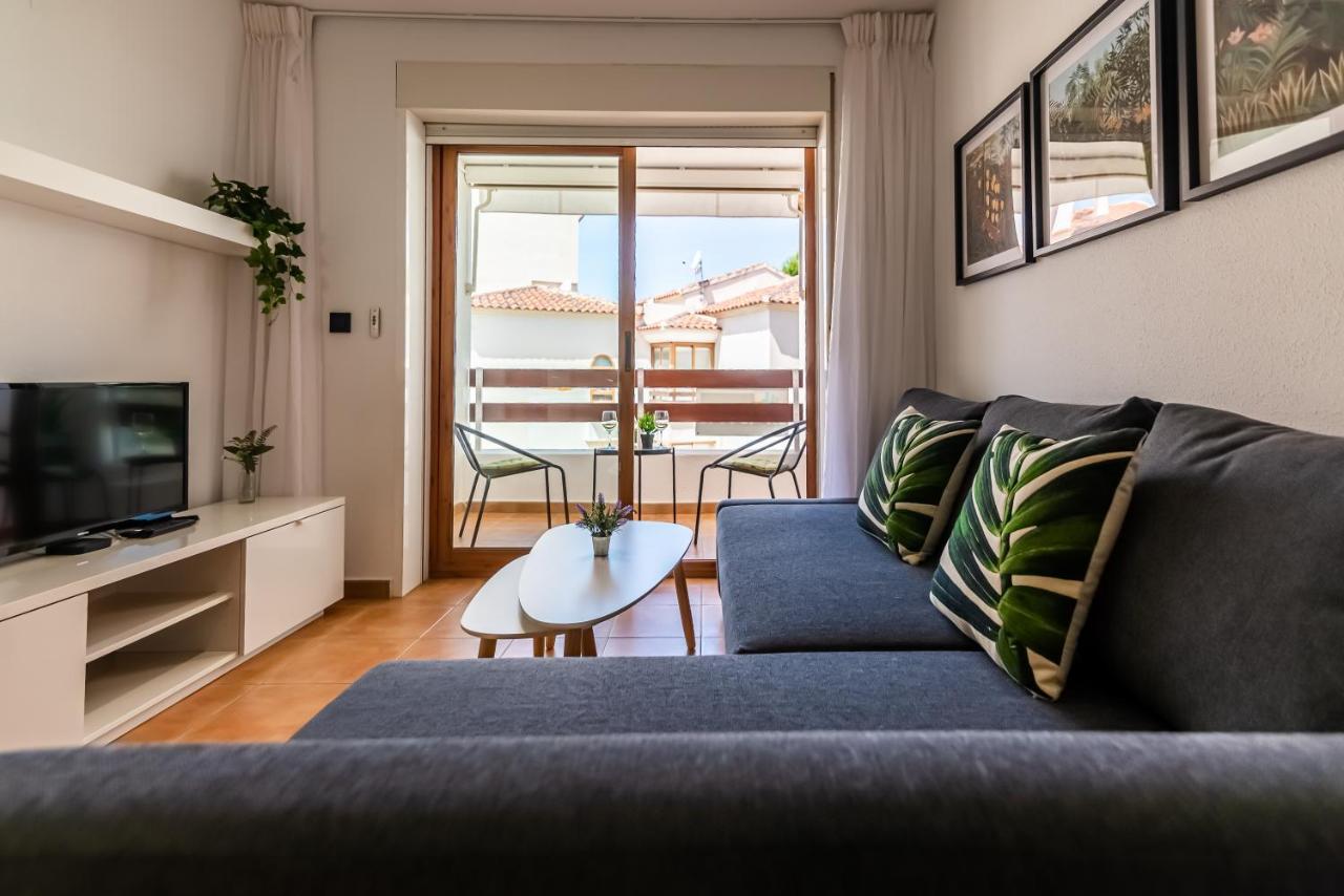 אלביר Renteando Albir Apartments מראה חיצוני תמונה