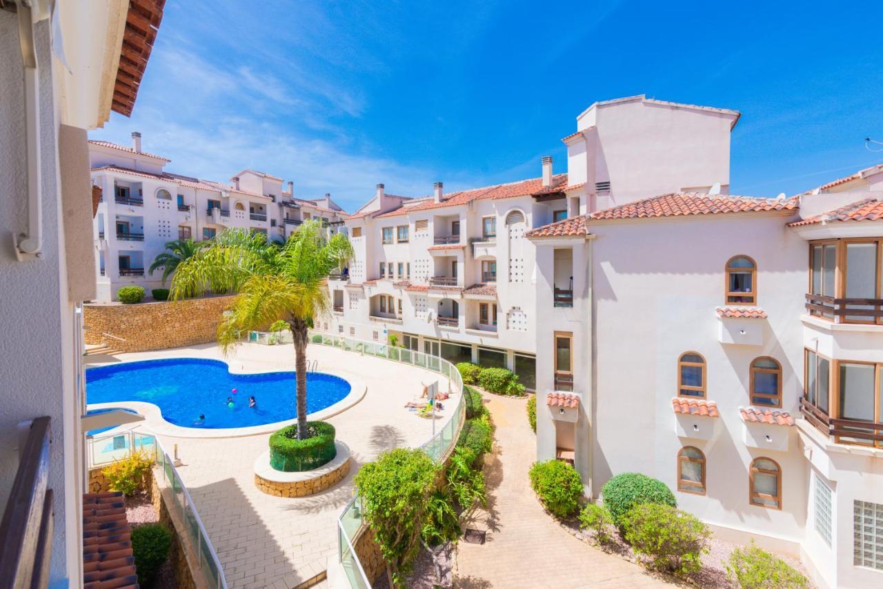 אלביר Renteando Albir Apartments מראה חיצוני תמונה