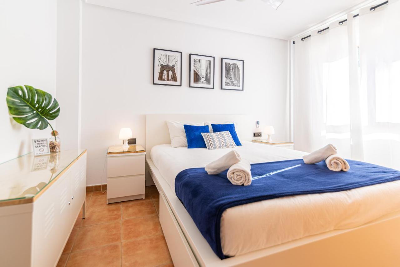 אלביר Renteando Albir Apartments מראה חיצוני תמונה