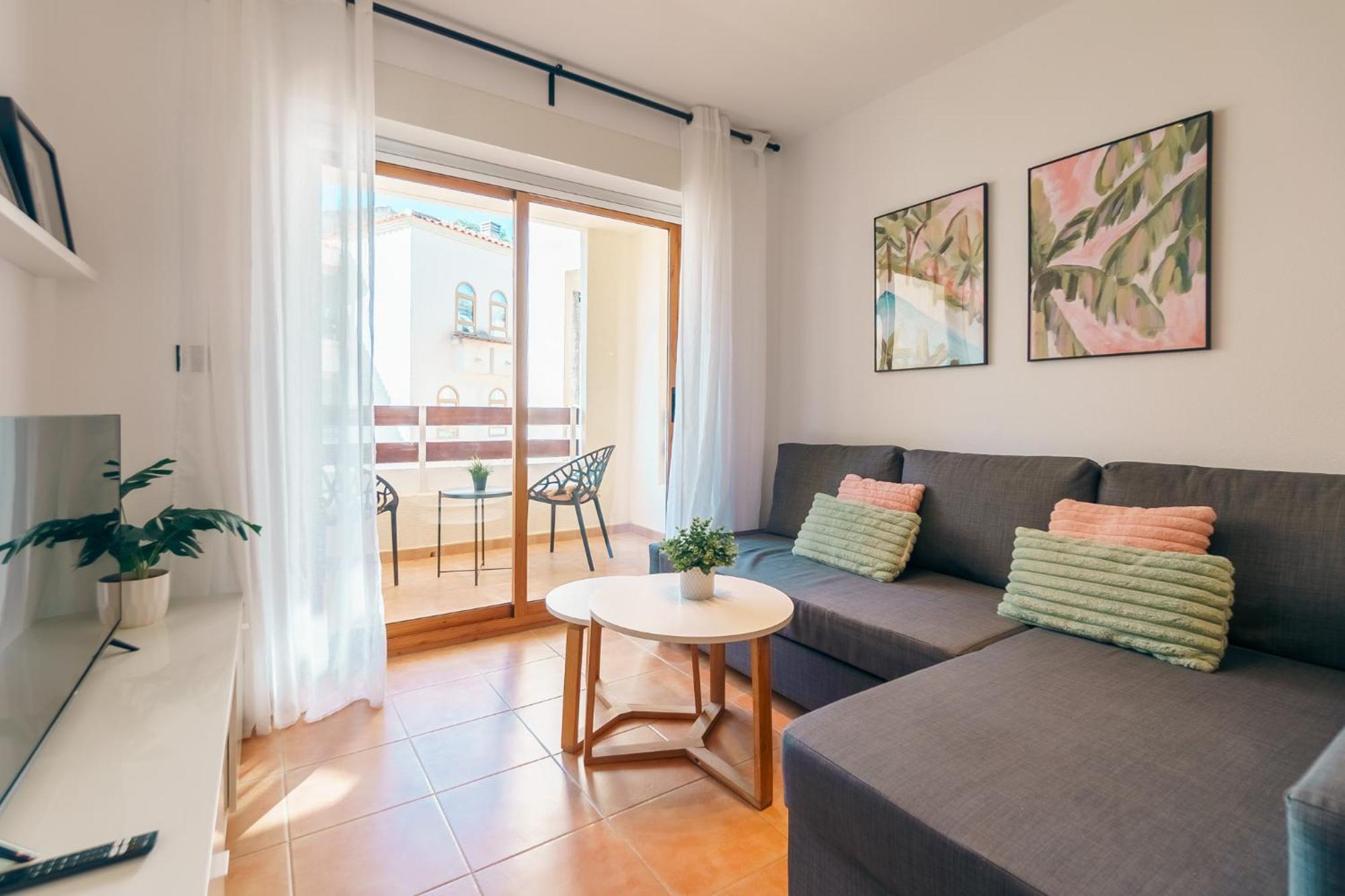 אלביר Renteando Albir Apartments מראה חיצוני תמונה