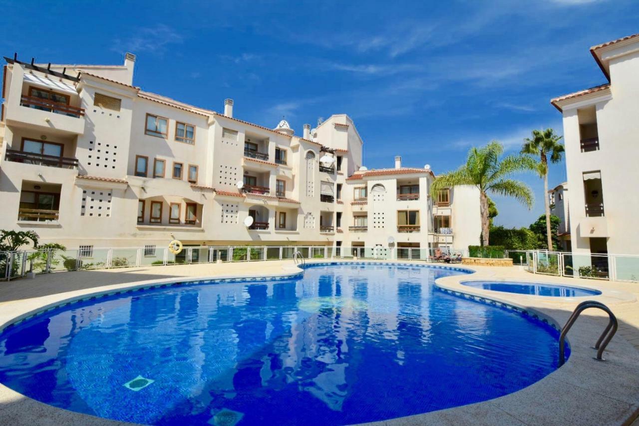 אלביר Renteando Albir Apartments מראה חיצוני תמונה